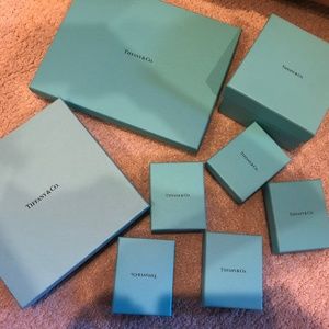 tiffany boxes in assorted sizes